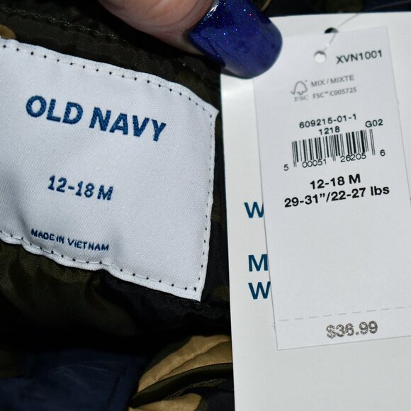 Old Navy Kids Puffer Jacket with Hood in Navy Size: 12-18 Mos NWT - Picture 3 of 3